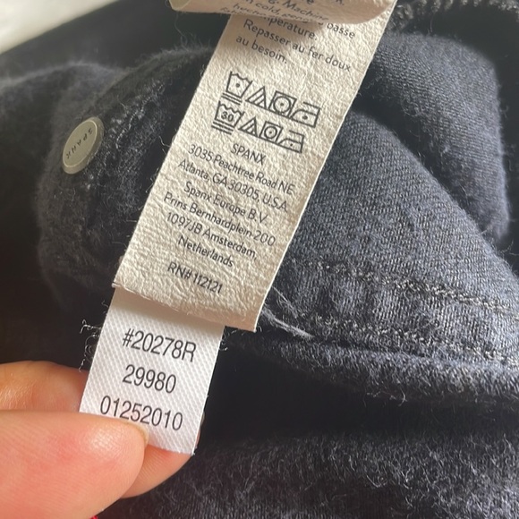 SPANX Ankle Skinny Jeans - Picture 9 of 9